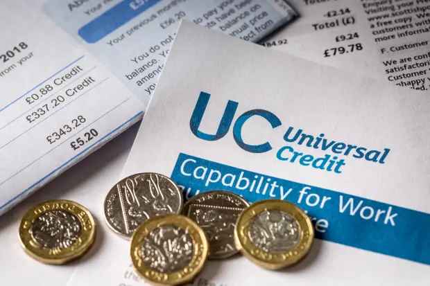 How Can I Apply for a Budgeting Advance Universal Credit?